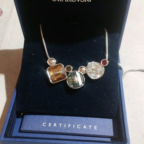 Swarovski necklace new, silver