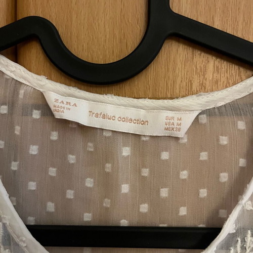 Zara sleeveless blouse like new, transparent, size M