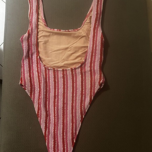 Vacay The Brand One-Piece Swimsuit like new, red and pink, size S