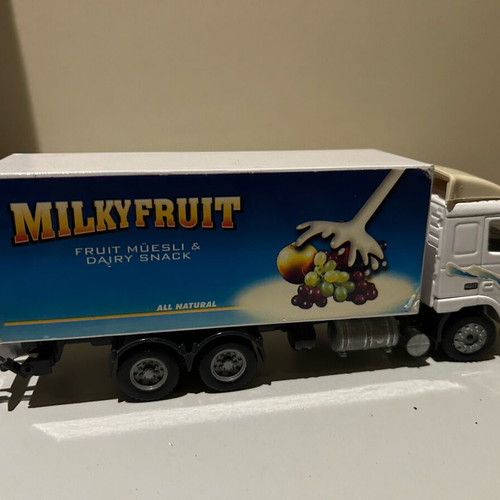 Joal metal refrigerator toy car used with ramp