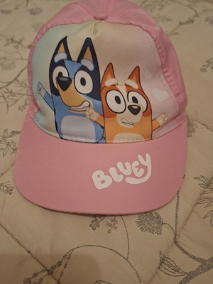 Παιδικό καπέλο Bluey σαν καινούργιο, μέγεθος one size, 5-6 ετών