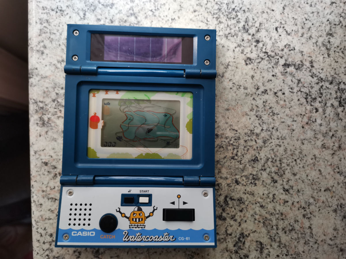 Casio Watercoaster CG-61 electronic game - € 220,00 - Vendora.cy