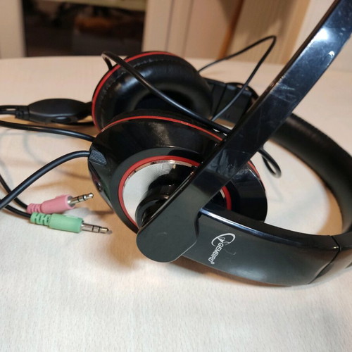 Gembird headphones like new with microphone and volume control