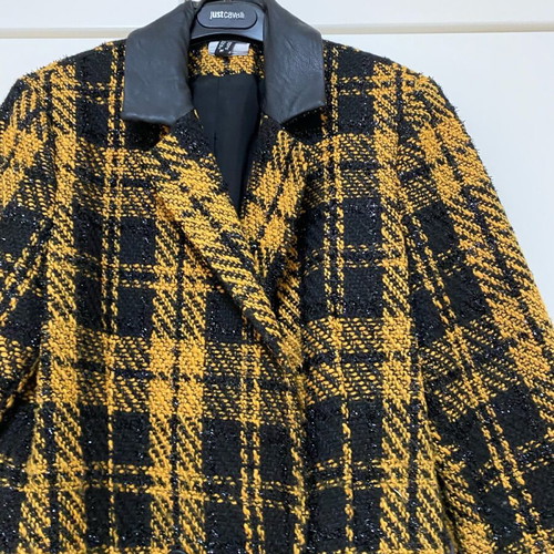 Access coat and skirt set like new, black and yellow