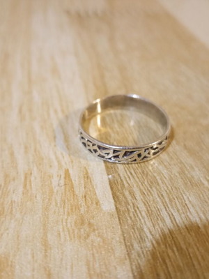 Silver carved ring 925, size 58