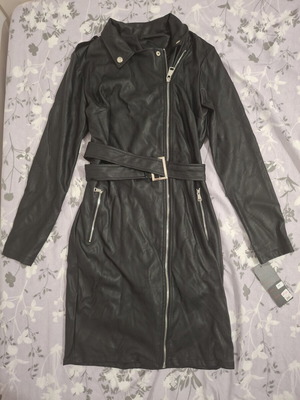 Coat made of faux leather, new with tag, black, size M