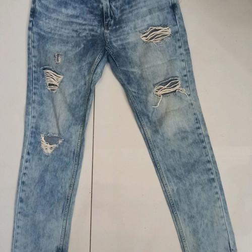 Stradivarius women's blue jeans size 40 like new