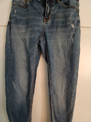 Stradivarius jeans skinny low waist used, blue with rips, size L