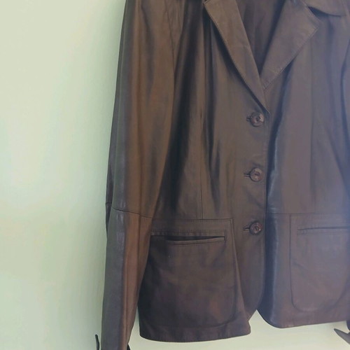 Women's leather jacket large like new, black