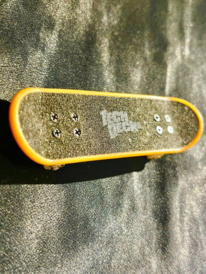 Tech Deck Black Label Agah Fist Fingerboard 96mm like new, black