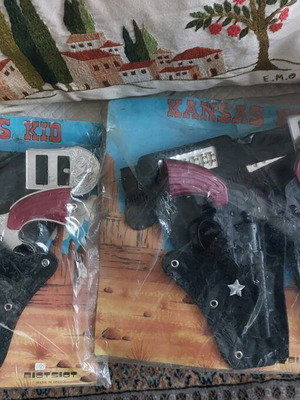 Greek carnival western set Dec 80 new