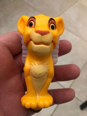 Lion King Simba фигура 10см употребявана, McDonalds Happy Meal играчка