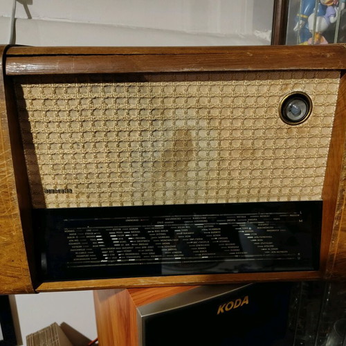 Old radio used, unknown working condition
