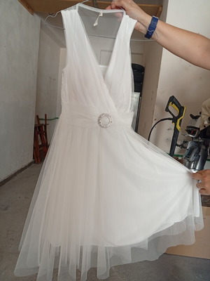 White dresses for flower girls like new, sizes S and M
