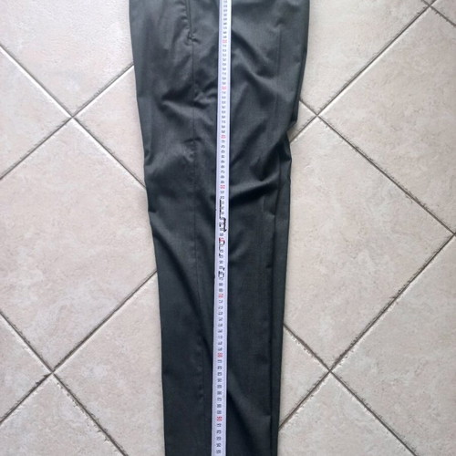Мъжки панталон Zara slim fit като нов, тъмносив, размер 44