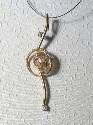 Gold-plated pendant new with honey quartz mineral stone and zircon