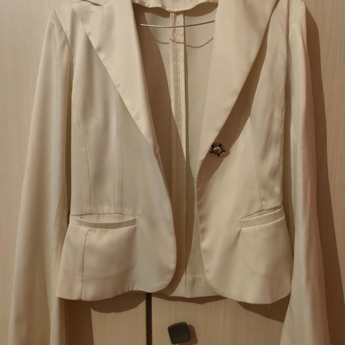 ZIC ZAC white satin jacket used, size S