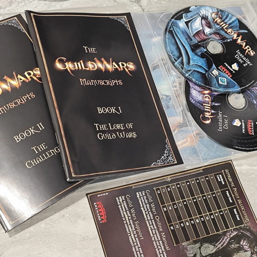 Guild Wars PC game, complete 2-disc set with manuscripts, NCsoft ArenaNet