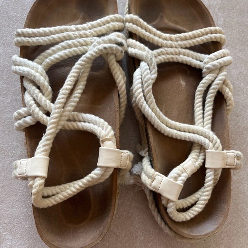 Pull & Bear sandal with thick rope, like new, size 39