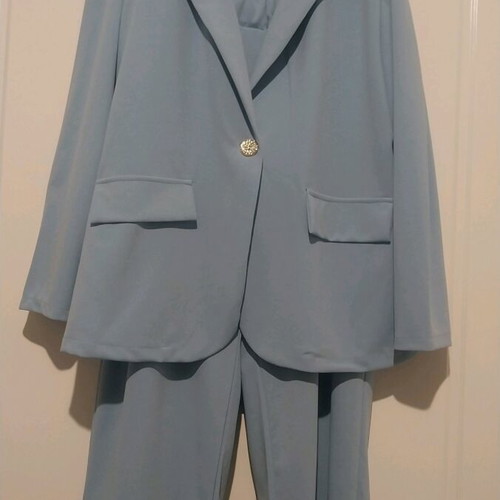 Blue suit new, one size fits XL