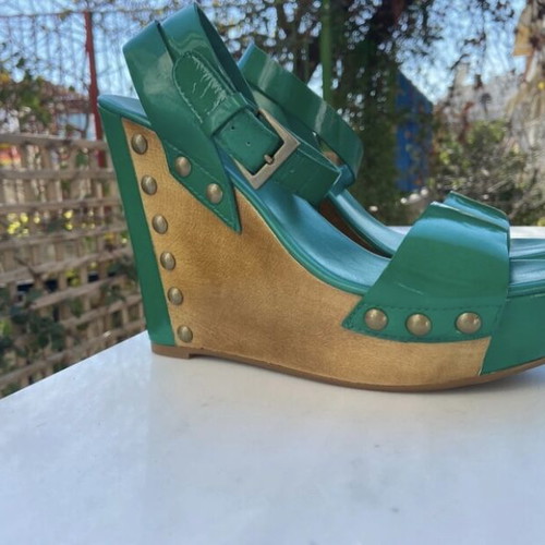 Ash green sandals like new, size 37, leather patent