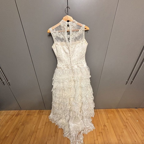 Pronovias Barcelona Vintage Mantilla Bridal Set 2004 by Manuel Mota