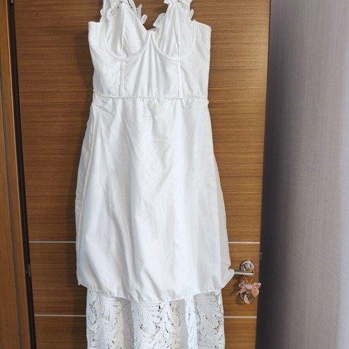 Shein lace dress size L like new, white