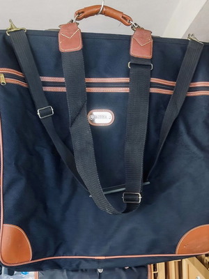 Suit carrier bag like new