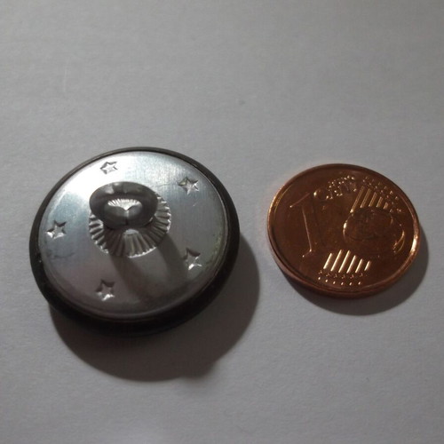 Scout Button with Rising Phoenix and "ΑΙΕΝ ΑΡΙΣΤΕΥΕΙΝ" like new