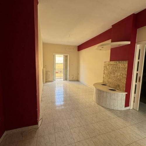 Διαμέρισμα στον Πειραιά Χατζηκυριάκειο 65 τ.μ. 2 υπνοδωμάτια 1ος όροφος με βεράντα