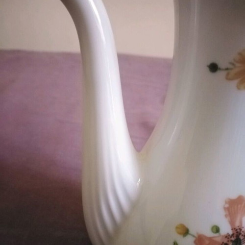 Antique porcelain teapot from Germany like new