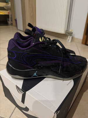 Jordan Luka 2 athletic shoes like new, size 45, black and purple