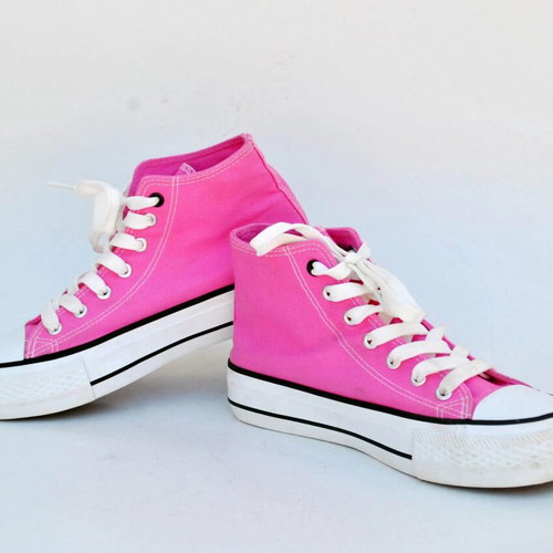 Powerpuff Girls Pink Canvas High Top Sneakers Sprandi like new, size 38