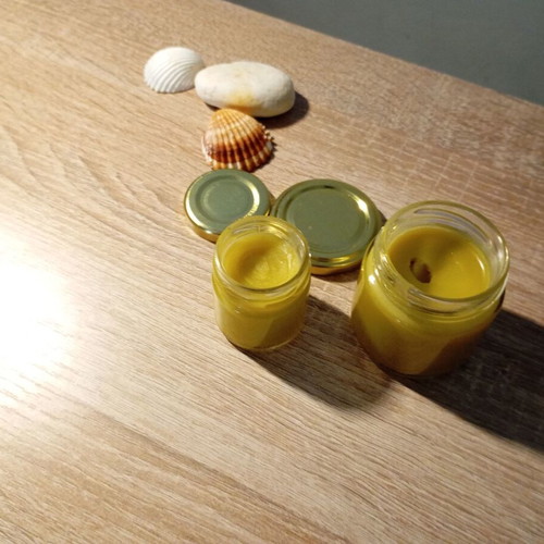 Beeswax Balm Hand-Made with Balsam Oil
