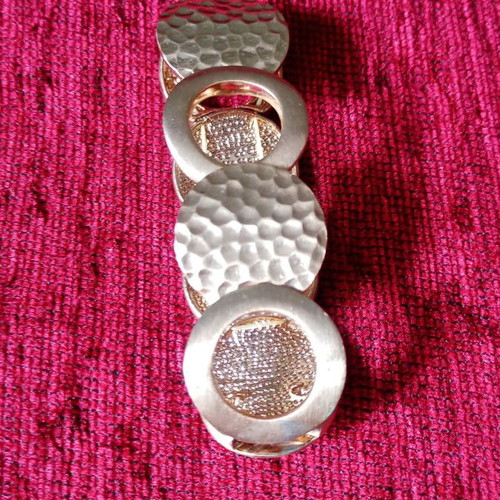 Rose gold hammered circle bracelet used (pink gold)