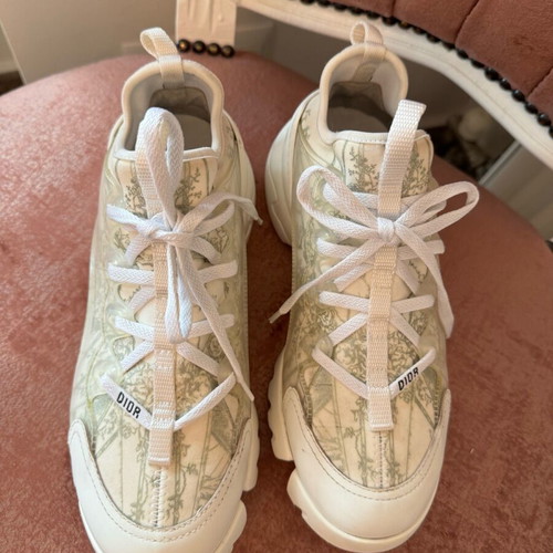 Dior D-Connect sneakers size 37 like new, white and green