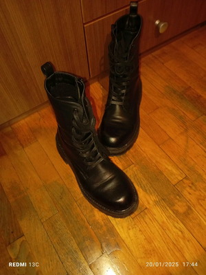 Women's boots like new, size 41, warm and comfortable