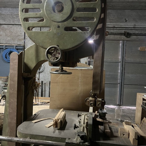 Professional Wood Bandsaw used, heavy-duty