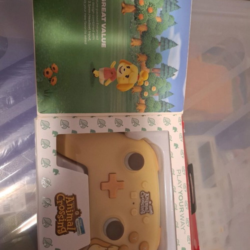 Nintendo Switch Animal Crossing controller like new