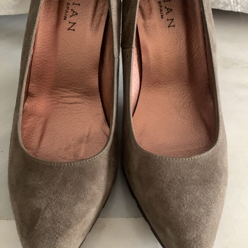 Marian suede pumps new, khaki/gray, size 39