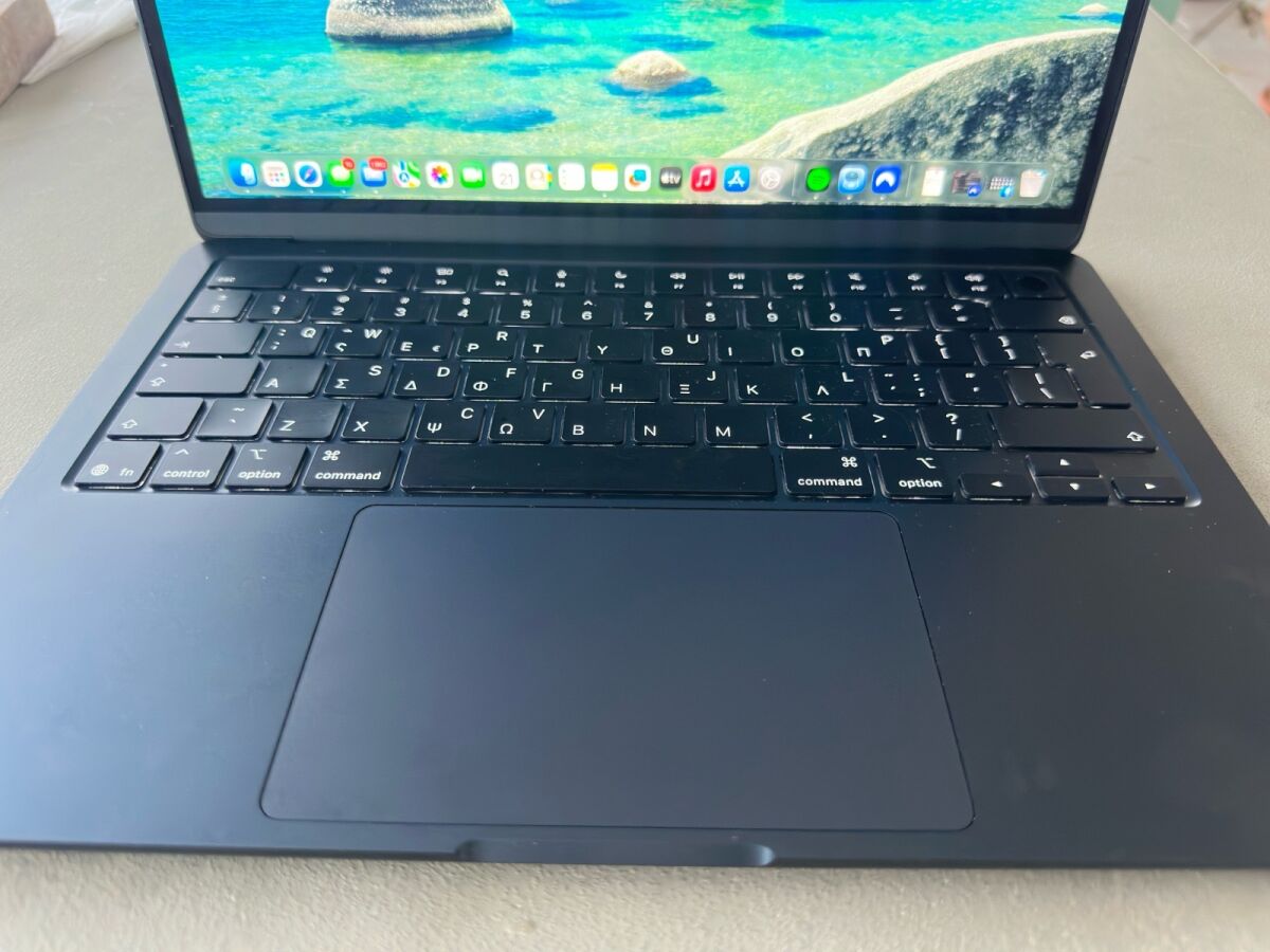 Apple MacBook Air 13.6 inch 256GB… - € 1.150,00 - Vendora.cy