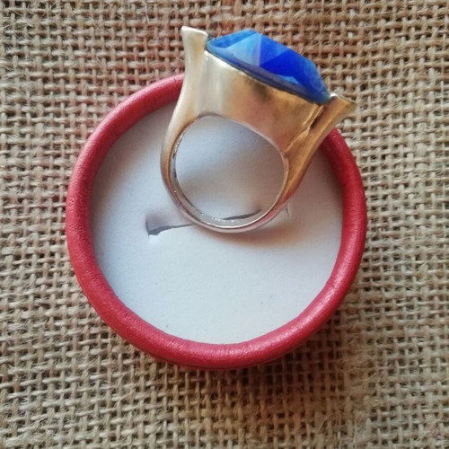Steel solitaire ring silver color with blue zircon like new