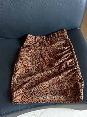 Mini skirt Zara used, brown and orange, size XXS