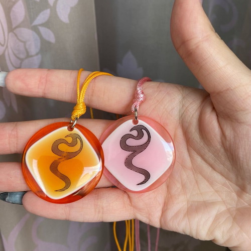 Set of two colored necklaces new, pink and orange