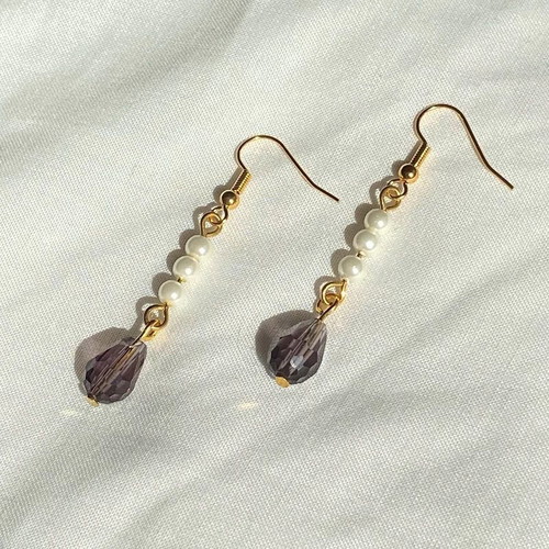 Handmade coquette vintage-like earrings made to order with pearls and crystal