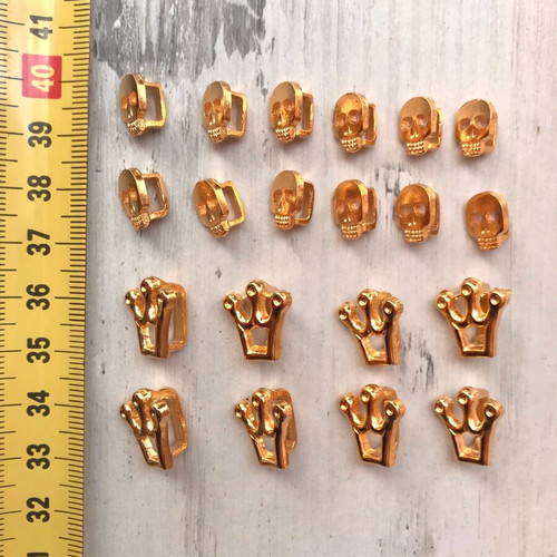 Pack of 20 gold metal beads for cord skulls and crowns like new