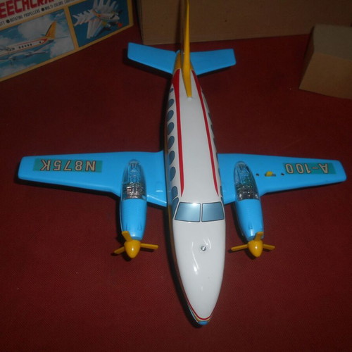 Beechcraft King-Air toy 1960 made in Japan new