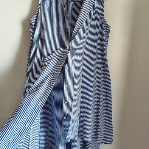Asymmetric dress Stradivarius like new, size S, white and blue