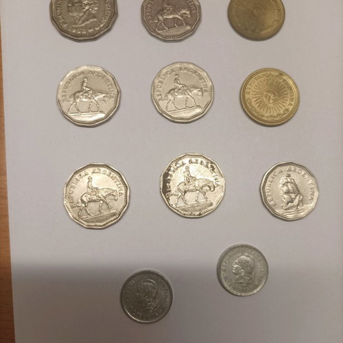 Lot of 34 used Argentine coins