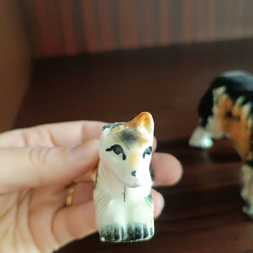 Collie dog decorative figures used, vintage style